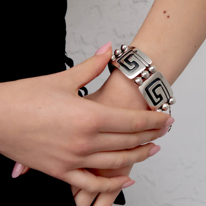 Greek key