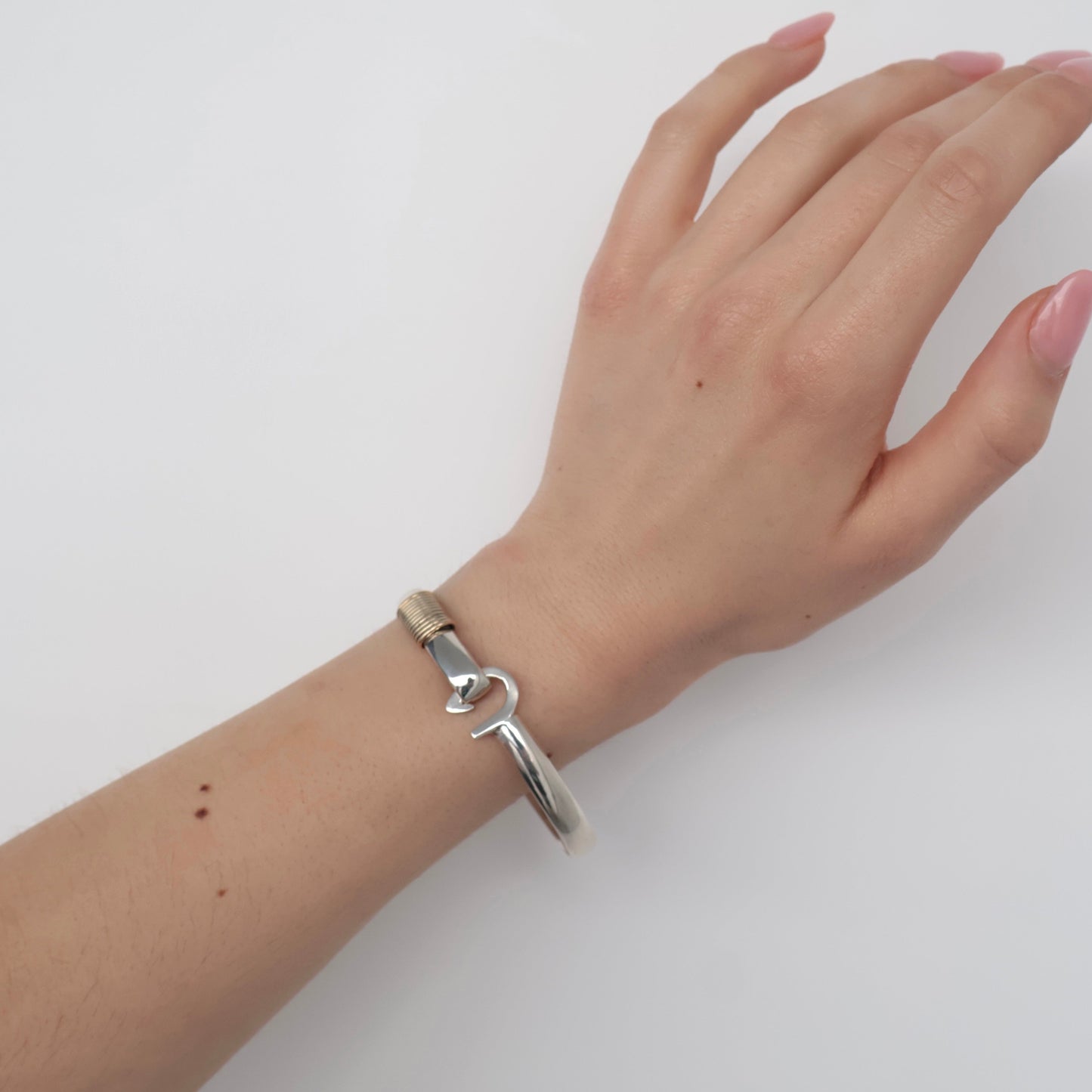 Hooker Bracelet with 14K